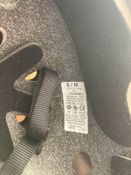 Casca copii pentru bicicleta sau rotile.